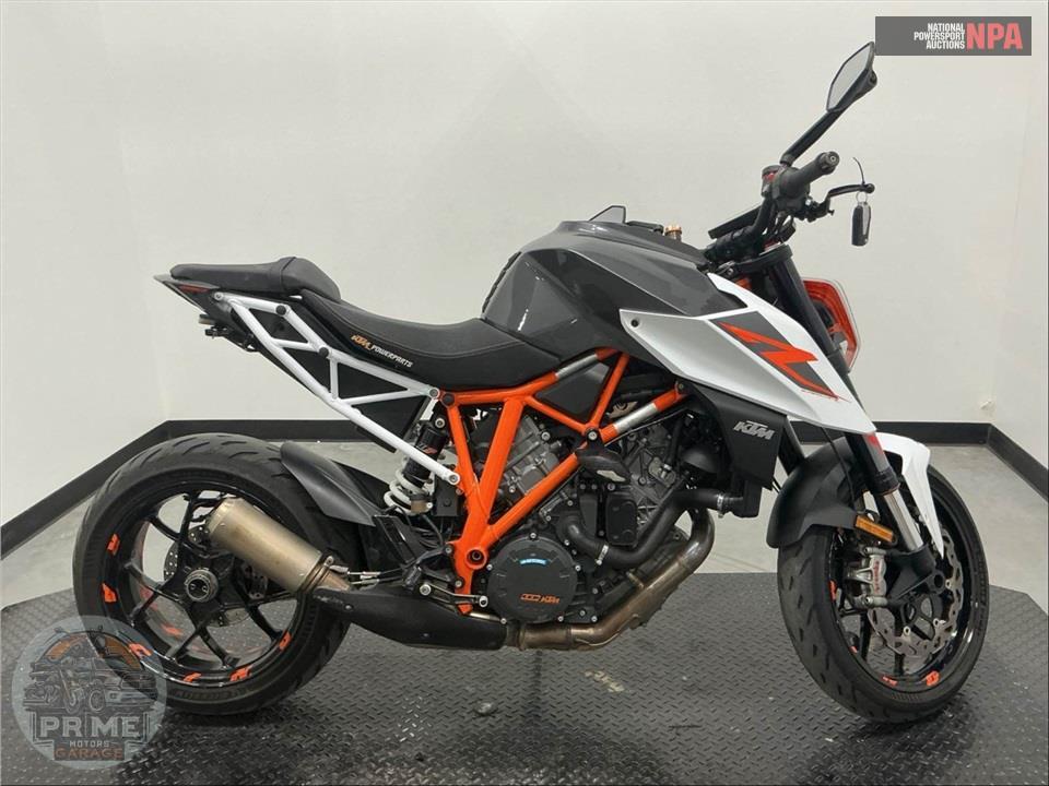 2018 KTM 1290 SUPER DUKE R
