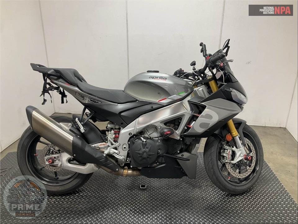 2021 Aprilia TUONO V4 1100 — фото 1