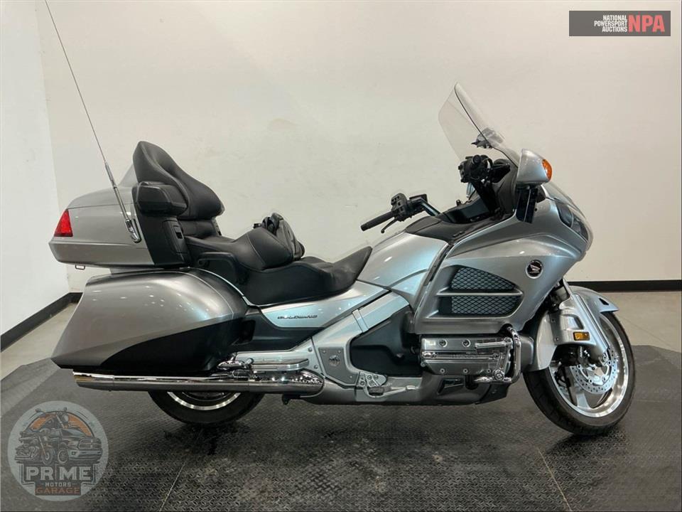 2013 Honda GL18HPMD GOLDWING — фото 1