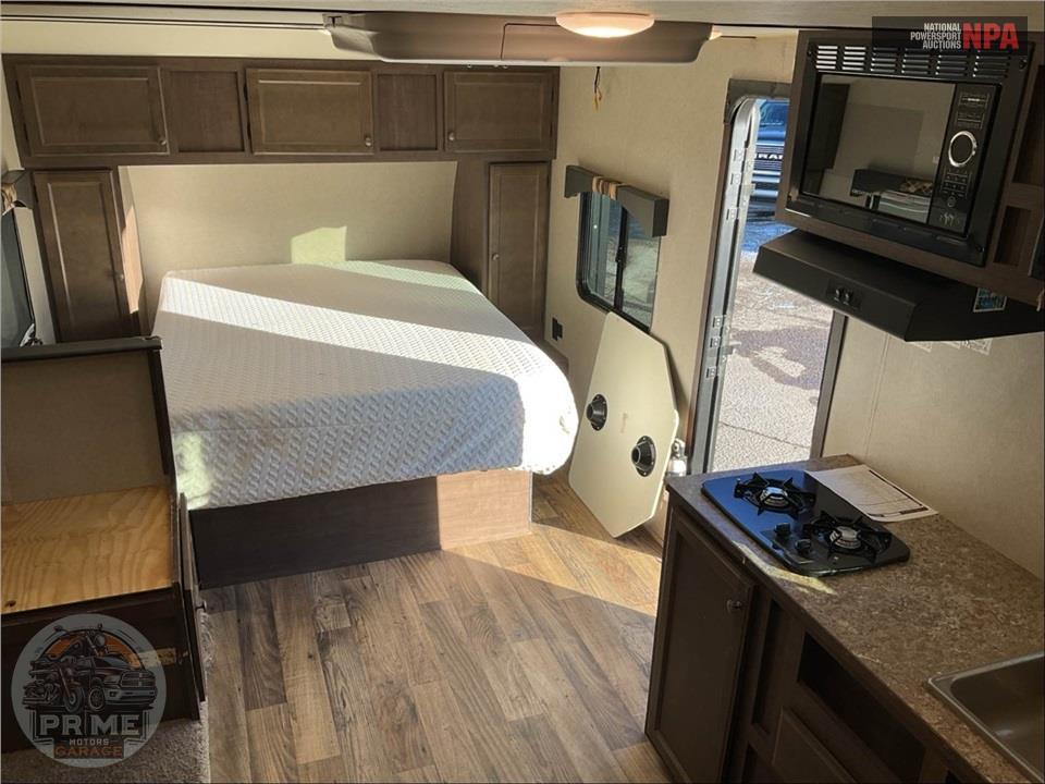 2019 Sunset Park Rv M-23WQBS - SUN LITE SERIES — фото 8
