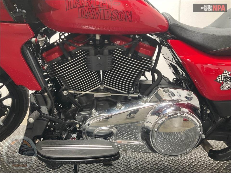 2025 Harley-Davidson FLTRXSTSE CVO ROAD GLIDE ST — фото 7
