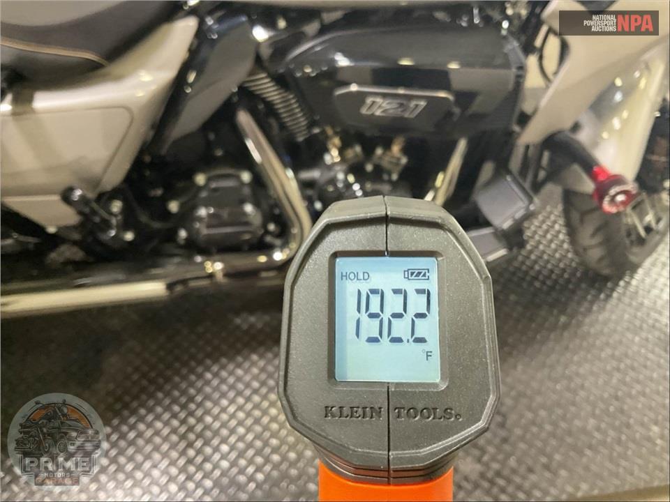 2023 Harley-Davidson FLTRXSE CVO ROAD GLIDE — фото 8
