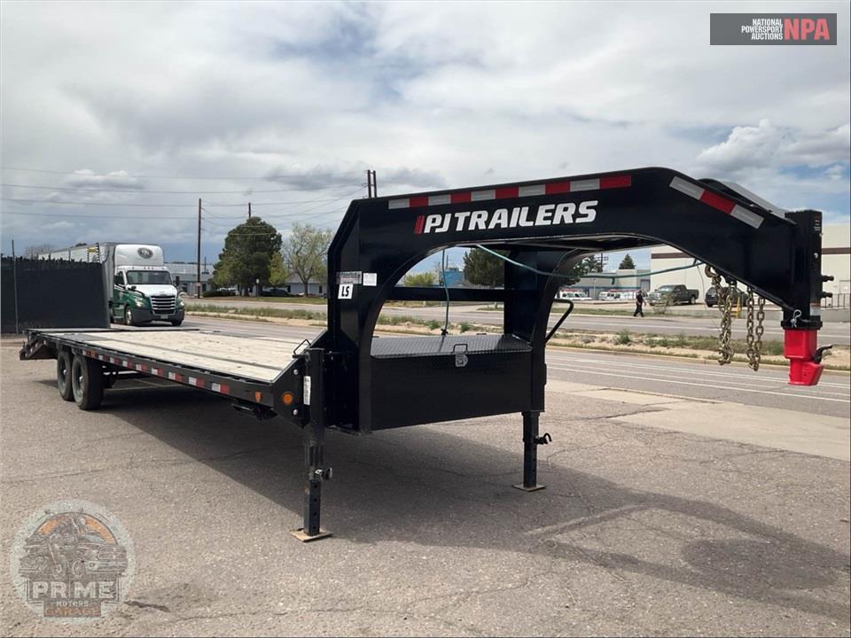 2023 PJ TRAILER GOOSENECK 3F392
