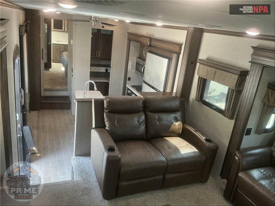 2020 Keystone Rv M-3710 KP - ALPINE FIFTH WHEEL SERIES — фото 8