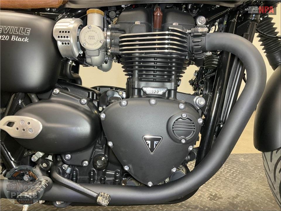 2024 Triumph BONNEVILLE T120 BLACK (PHANTOM) — фото 6