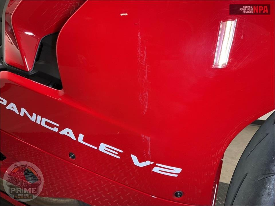 2024 Ducati PANIGALE V2 — фото 13
