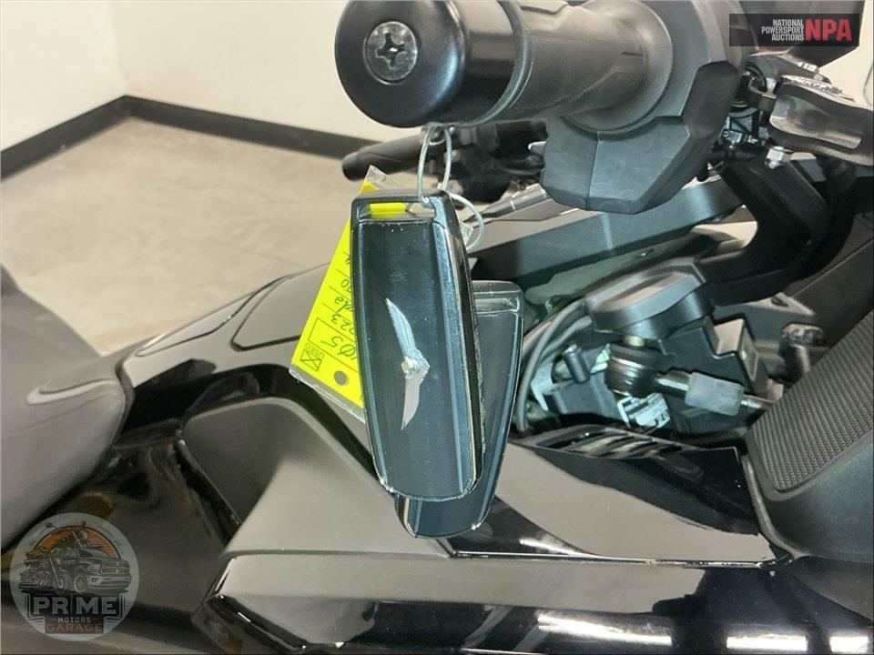 2023 Honda GL1800 GOLDWING TOUR — фото 10
