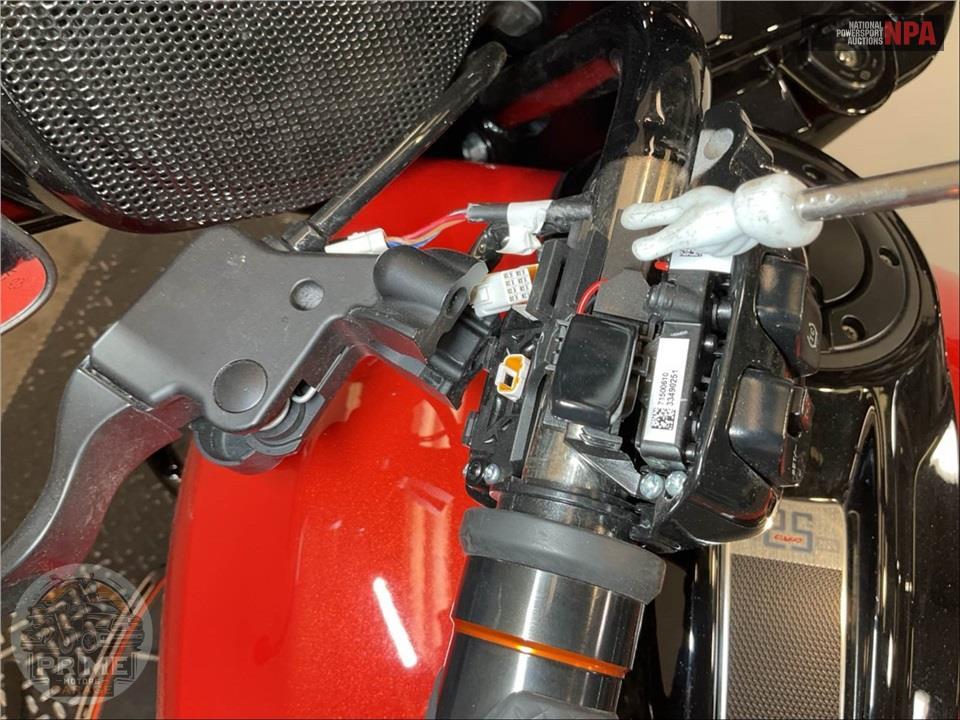 2024 Harley-Davidson FLHXSE CVO STREET GLIDE — фото 24