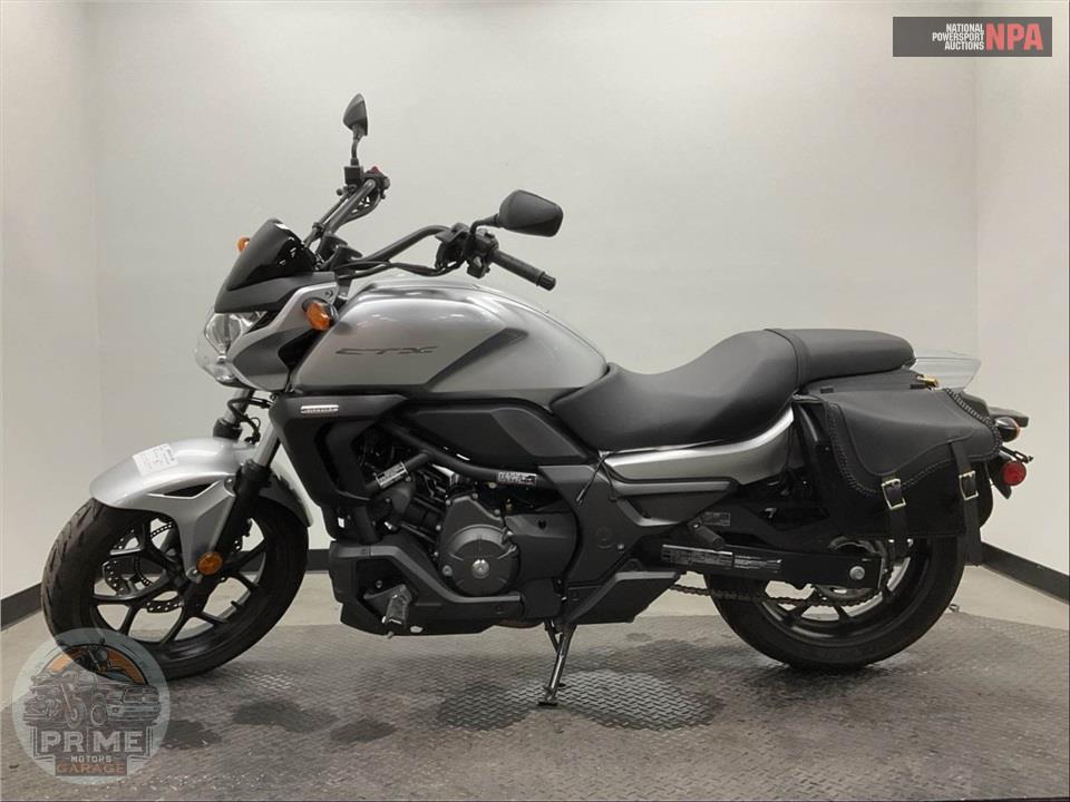 2015 Honda CTX700NDF NAKED DCT (ABS) — фото 3
