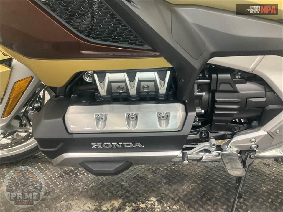 2025 Honda GOLD WING TOUR 50TH ANNIVERSARY — фото 7