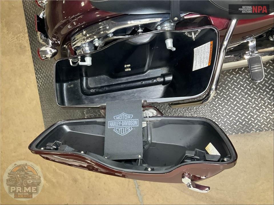 2018 Harley-Davidson FLTRX ROAD GLIDE — фото 25