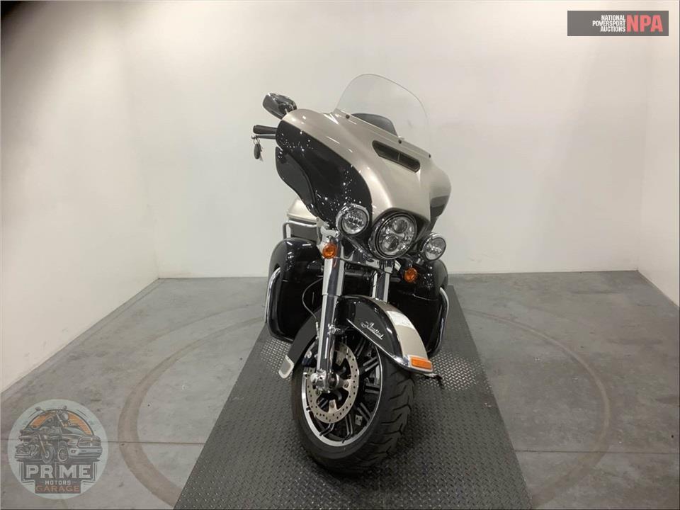 2018 Harley-Davidson FLHTK ULTRA LIMITED — фото 2