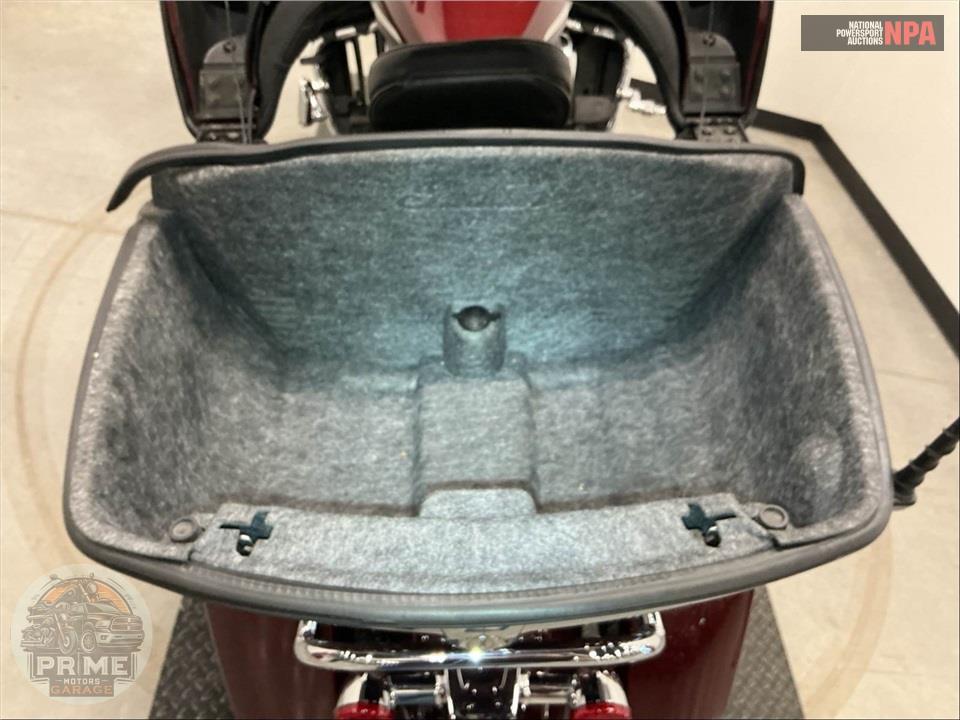 2022 Indian Motorcycle PURSUIT LIMITED PREMIUM (TWO TONE) — фото 23