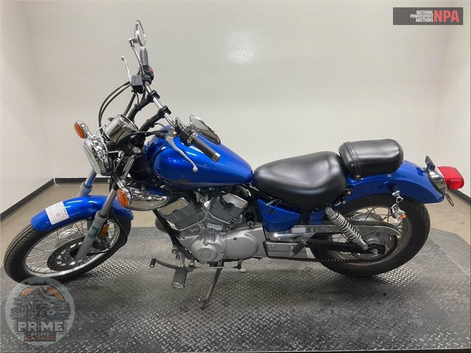 2015 Yamaha XV250F V STAR 250 — фото 3