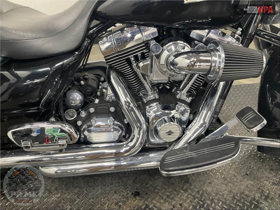 2013 Harley-Davidson FLHX STREET GLIDE — фото 6