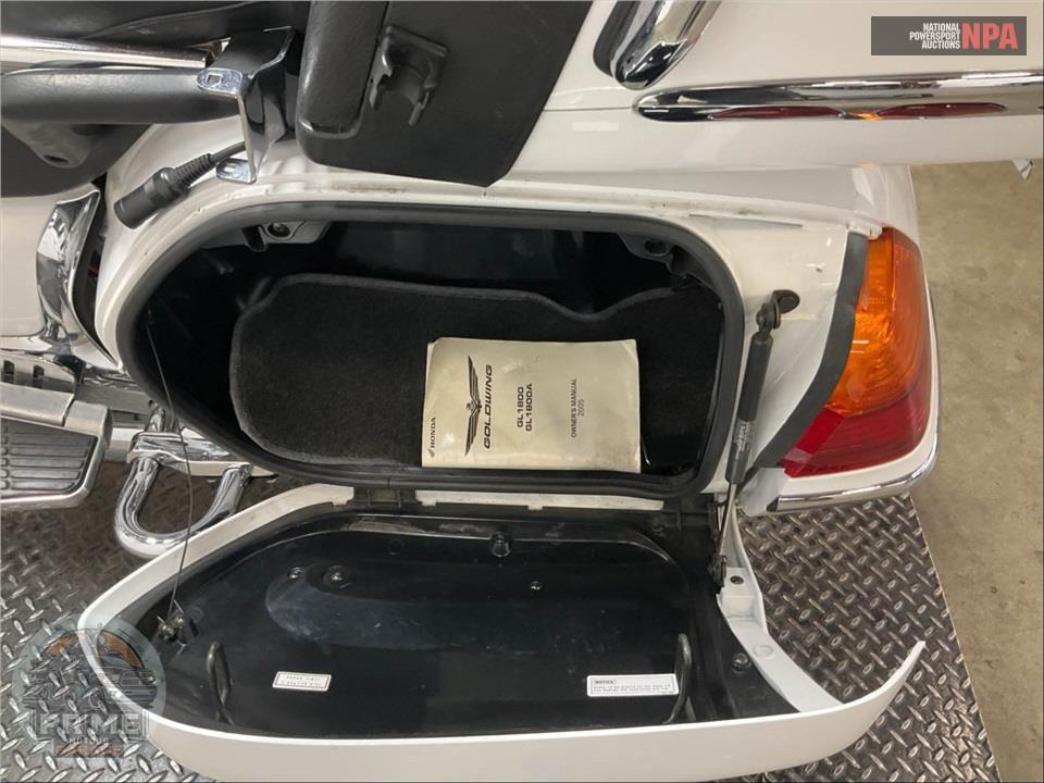 2005 Honda GL18005 GOLDWING — фото 16