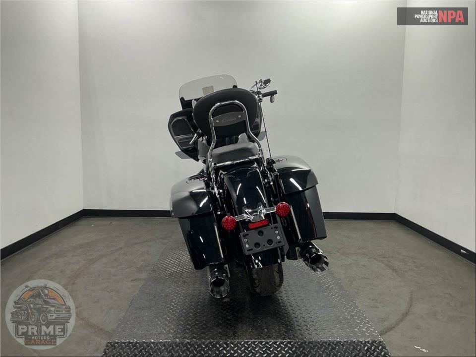 2020 Indian Motorcycle CHALLENGER LIMITED (BLACK) — фото 4