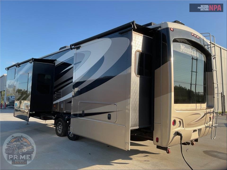 2015 Keystone Rv M-3750 FL - MONTANA FIFTH WHEEL SERIES — фото 3