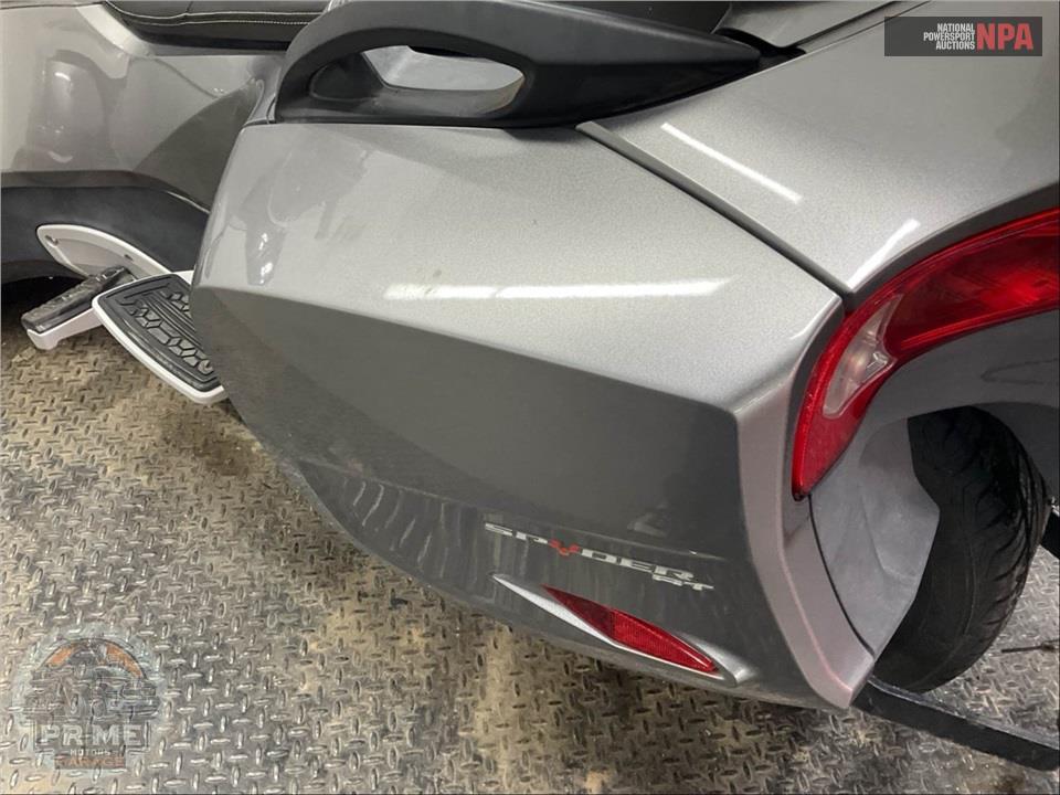 2012 Can-Am SPYDER RT SE5 AUDI&CONVI — фото 20