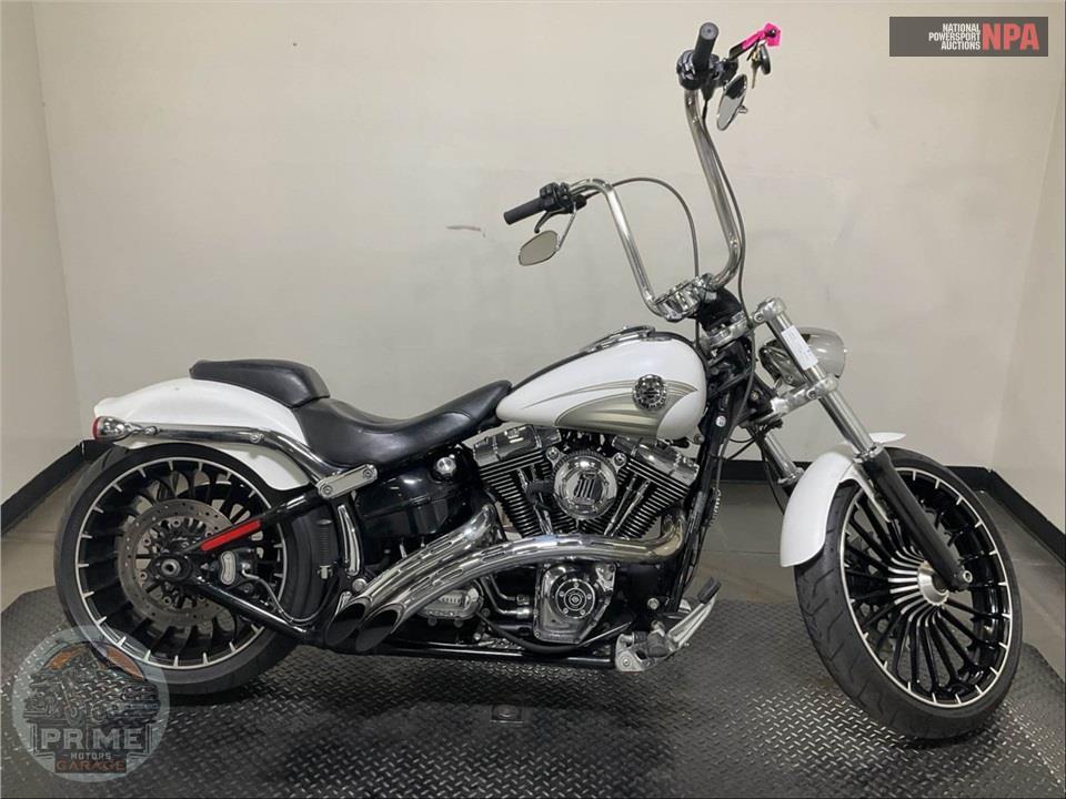 2017 Harley-Davidson FXSB BREAKOUT — фото 1