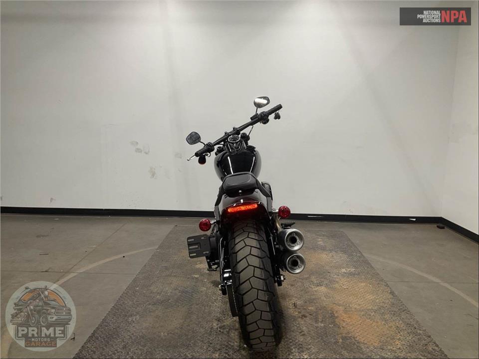 2022 Harley-Davidson FXFBS FAT BOB 114 — фото 4