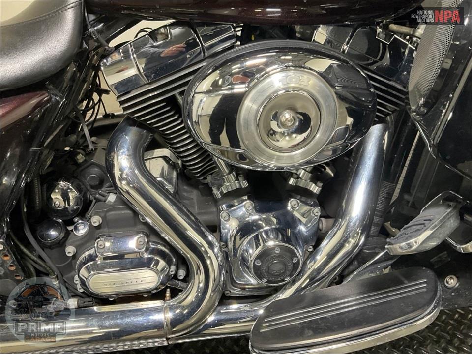 2011 Harley-Davidson FLHX-103 STREET GLIDE — фото 6