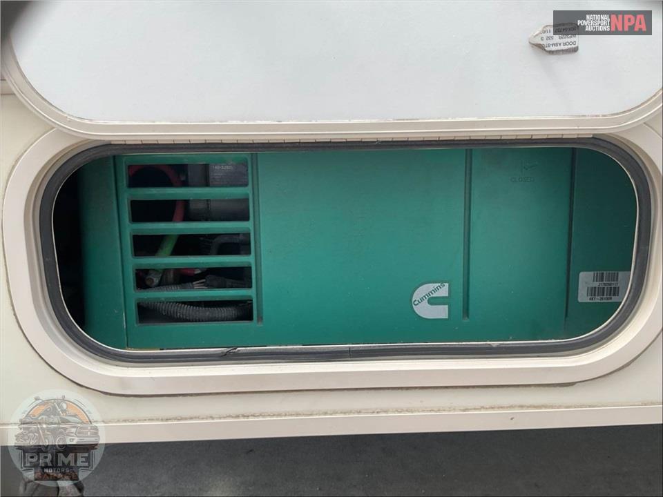 2018 Winnebago M-22R FORD - MINNIE WINNIE SERIES — фото 36