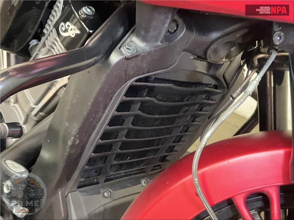 2024 Indian Motorcycle CHALLENGER DARK HORSE W/AUDIO (RED) — фото 11