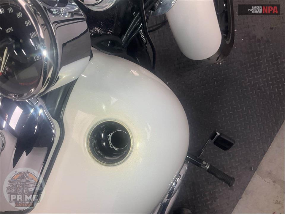 2014 Harley-Davidson FXSB BREAKOUT — фото 14