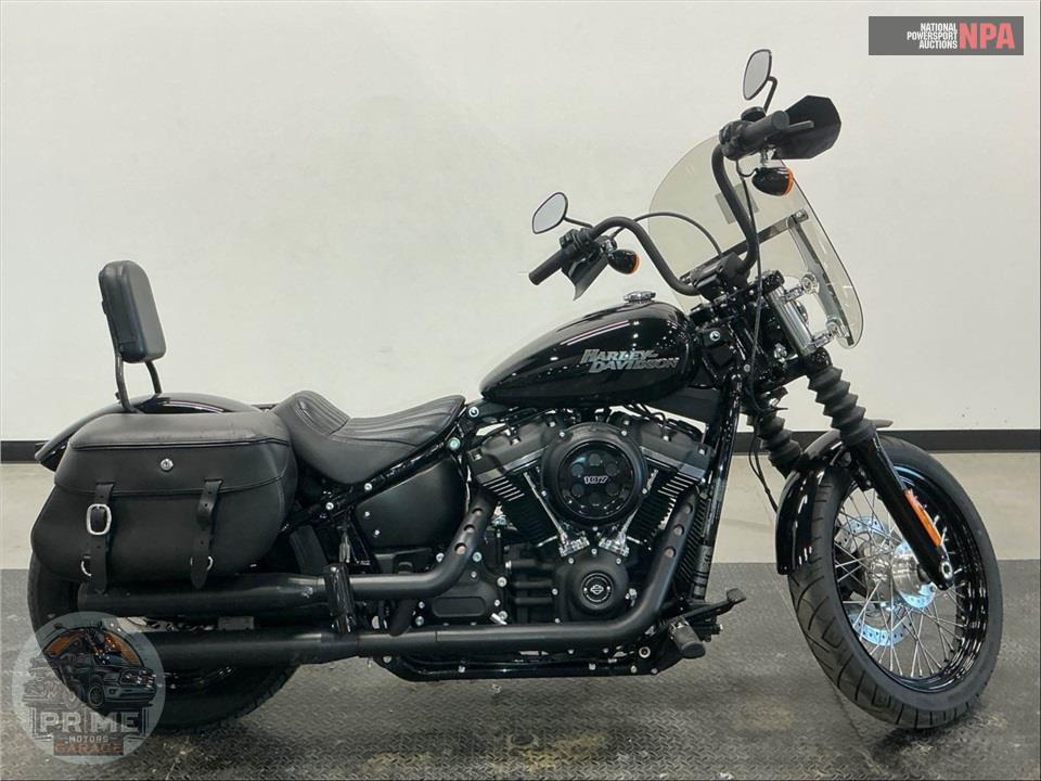 2018 Harley-Davidson FXBB STREET BOB — фото 1