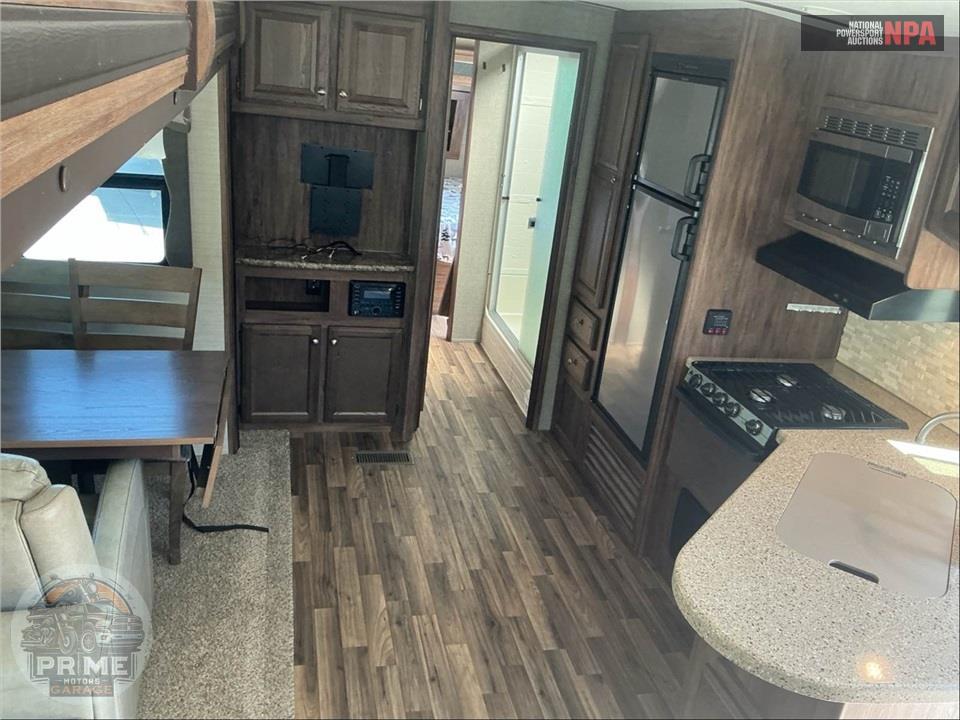 2017 Keystone Rv M-28 RLS - COUGAR X-LITE SERIES — фото 7