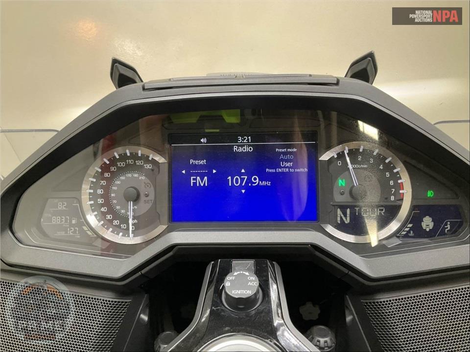 2022 Honda GL1800D GOLDWING TOUR DCT — фото 5