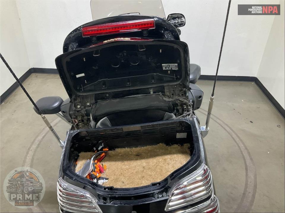 2002 Honda GL18002 GOLDWING — фото 35