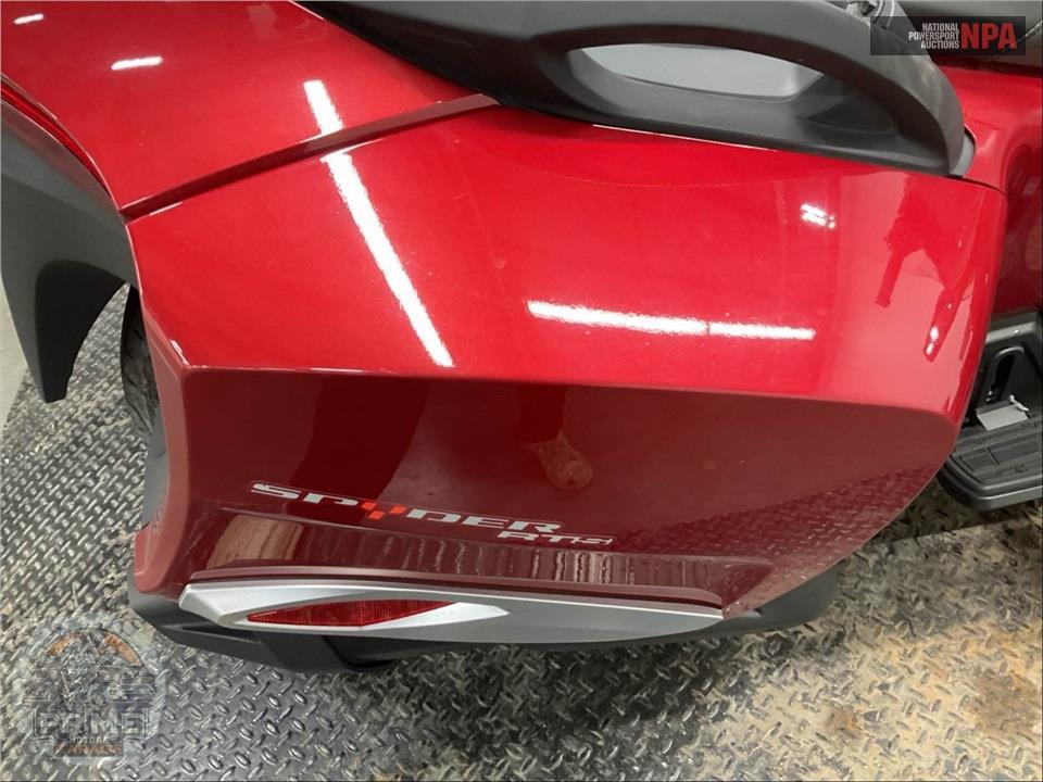 2016 Can-Am SPYDER RT SE6 LIMITED — фото 22