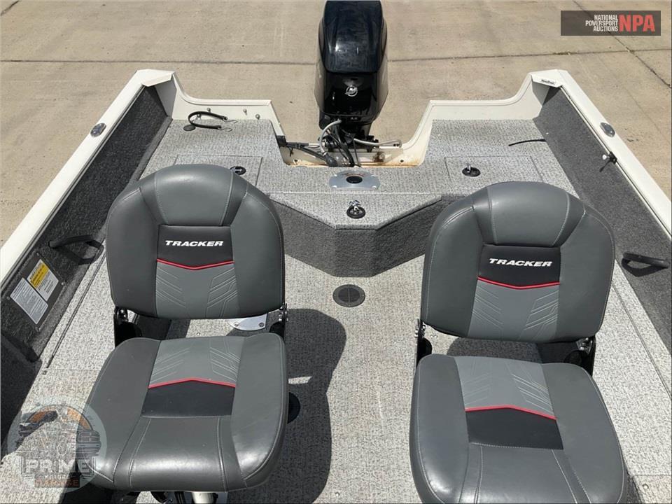 2022 Tracker Marine PRO GUIDE V-16 SC(**) L:17 E:1 OB 60HP MERC — фото 19