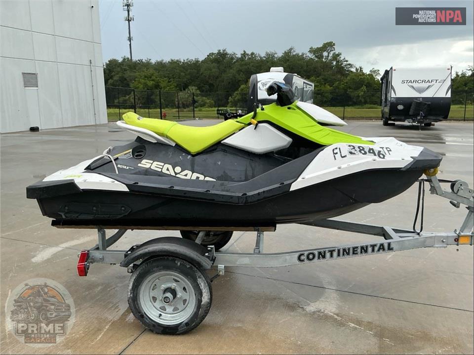 2023 Seadoo/Brp SPARK 2UP TRIXX — фото 1