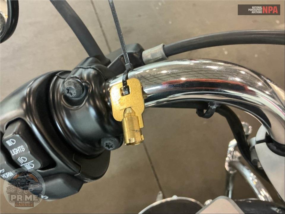 2015 Harley-Davidson FLSTC HERITAGE SOFTAIL CLASSIC — фото 11