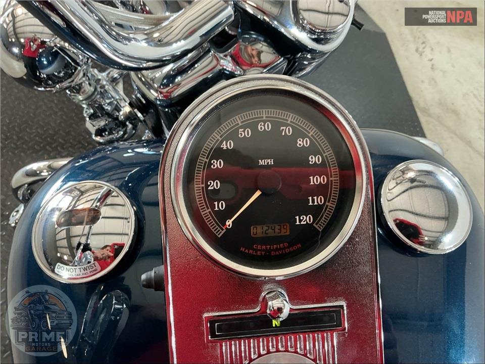 2001 Harley-Davidson FLHRI ROAD KING — фото 5