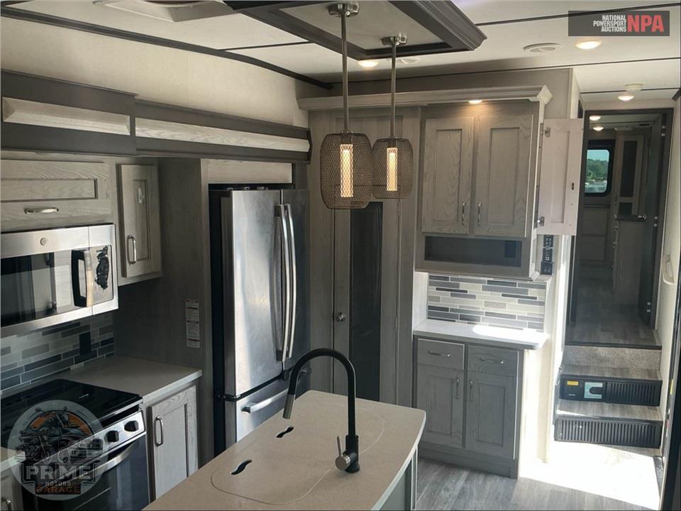 2021 Keystone Rv M-295 RL - MONTANA HIGH COUNTRY FIFTH WHEEL SERIES — фото 9
