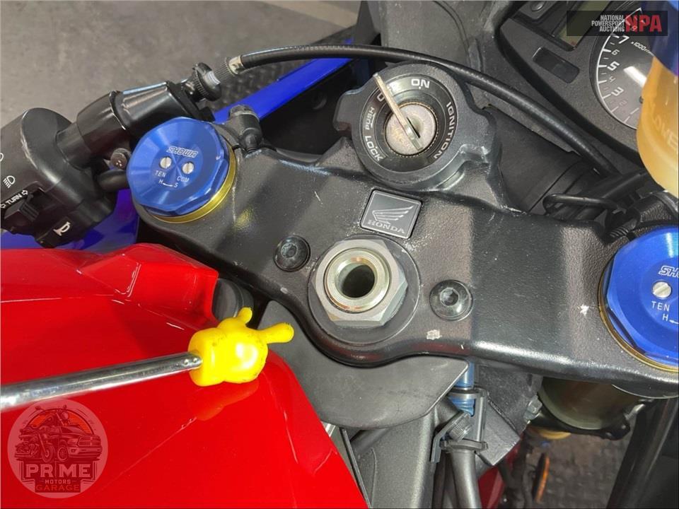 2022 Honda CBR600RR — фото 12