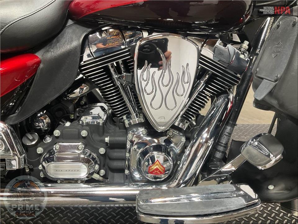 2013 Harley-Davidson FLHTK ELECTRA GLIDE UL LI — фото 6