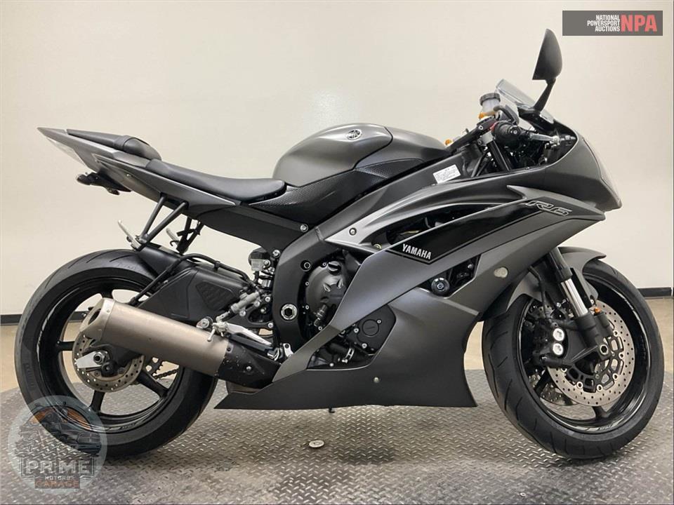 2016 Yamaha YZF-R6 (MATTE GRAY) — фото 1