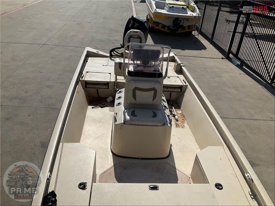 2019 Lowe Ind 22 BAY(***) L=22/E=1 200HP MERC OB — фото 24