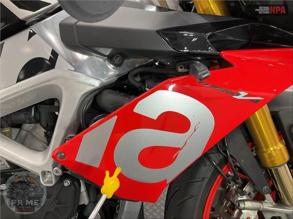 2018 Aprilia TUONO V4 1100 RR FACTORY — фото 13