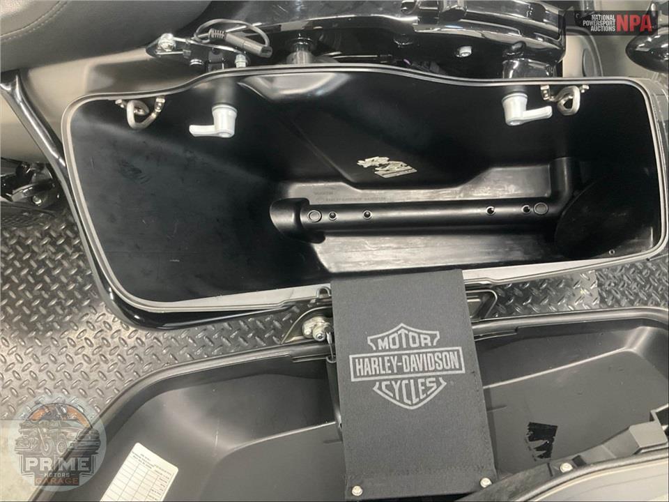 2018 Harley-Davidson FLHRXS ROAD KING SPECIAL — фото 20