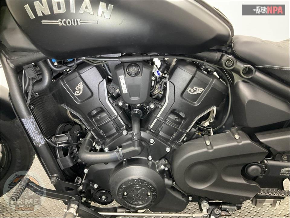2025 Indian Motorcycle SCOUT BOBBER LIMITED WITH TECHNOLOGY PACKAGE (BLACK) — фото 7