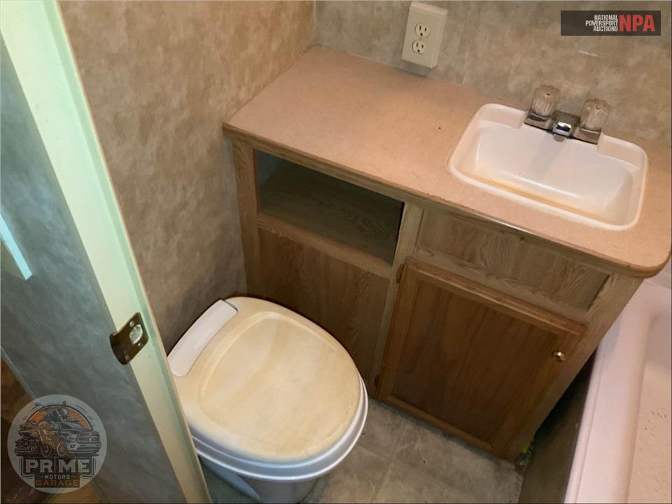 2006 Crossroads Rv M-29 DB - ZINGER SERIES — фото 11