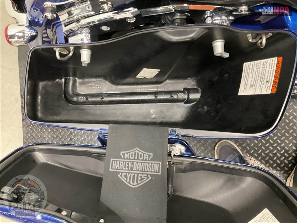 2017 Harley-Davidson FLTRXS ROAD GLIDE SPECIAL — фото 35