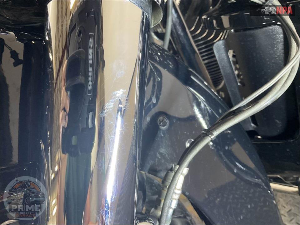 2013 Harley-Davidson FLHTK ELECTRA GLIDE UL LI — фото 27