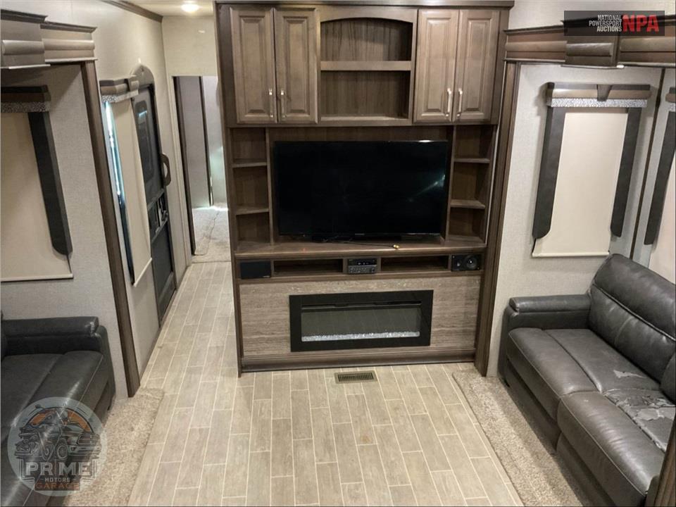 2020 Keystone Rv M-3801 FK - ALPINE FIFTH WHEEL SERIES — фото 7